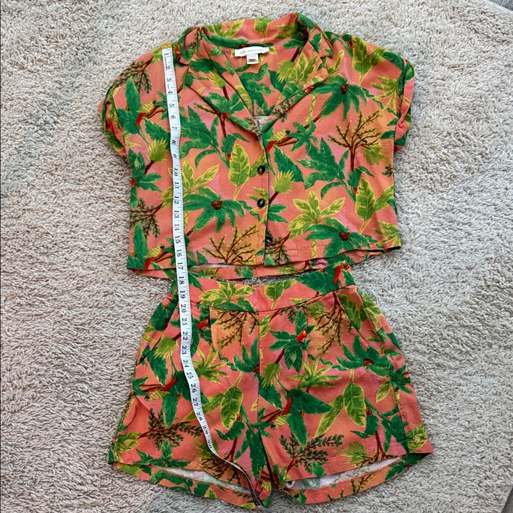 Monteau Coord Green and Pink Leaf Print Top